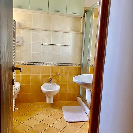 Charming In Historic Building No Elevator * Florencja